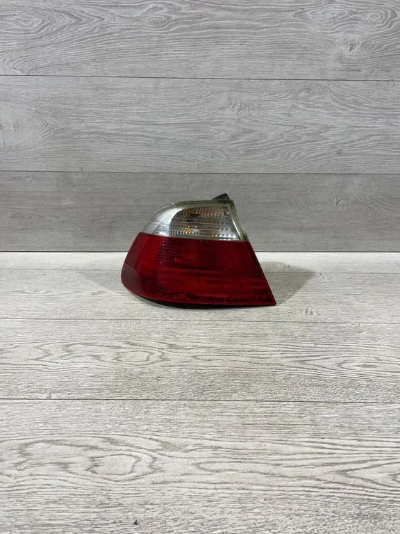 Rear/tail lights – BMW 3 Series E46 (1998-2005)