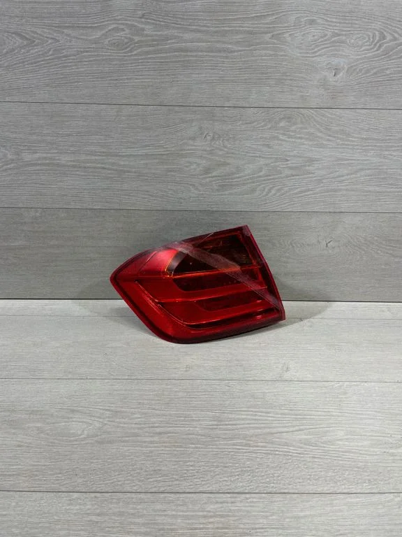 Rear/tail lights 7372783