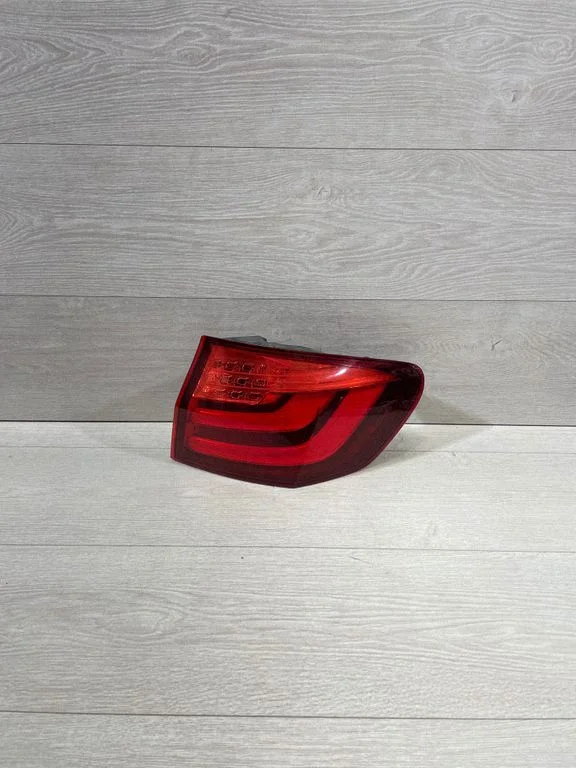 Rear/tail lights 7203234