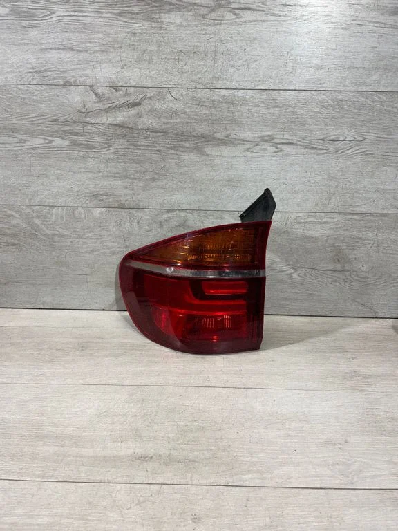 Rear/tail lights 7227789