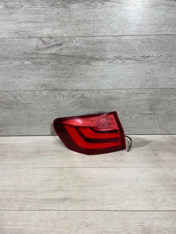 Rear/tail lights 7203233