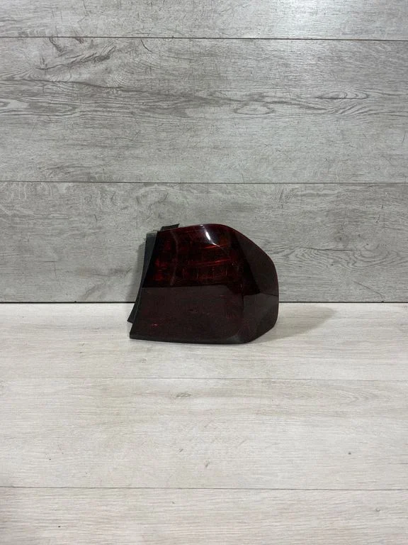 Rear/tail lights 04053435