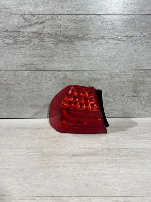 Rear/tail lights 7154153