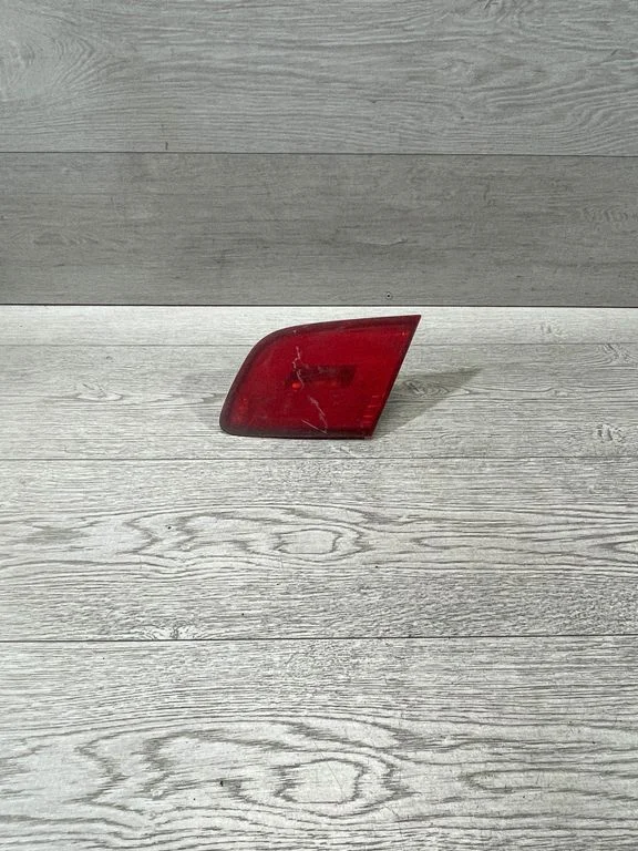 Galinis žibintas dangtyje