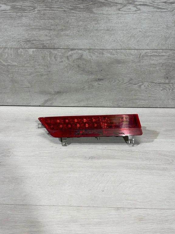 Tailgate rear/tail lights 8379689