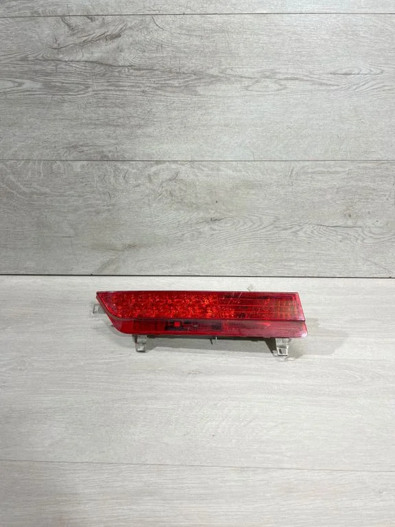 Tailgate rear/tail lights – BMW 7 Series E65 E66 (2001-2008)