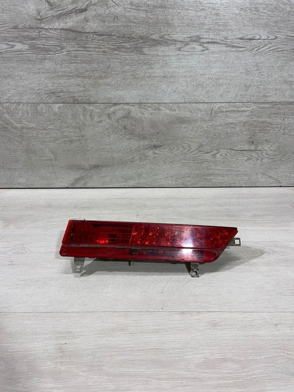 Tailgate rear/tail lights 8379690