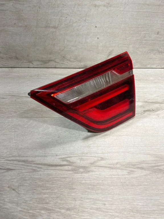 Tailgate rear/tail lights – BMW X4 F26 (2014-2017)