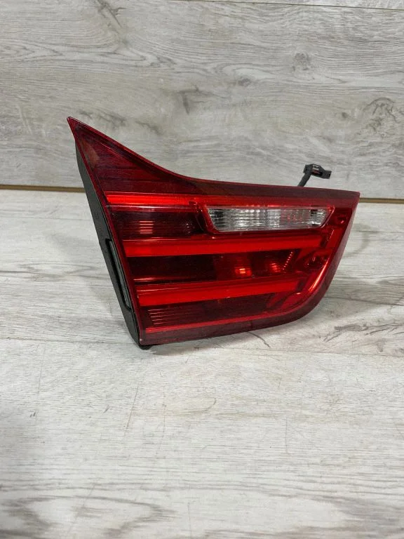 Lampa tylna w klapie – BMW Seria 4 F32 F33 (2013-2020)