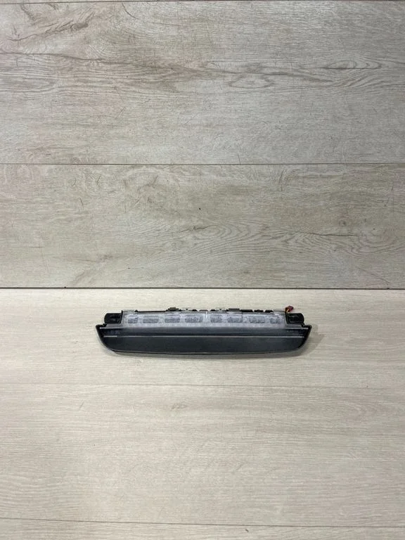 Third/center stoplight – BMW 5 Series G30 G31 G38 (2016-)