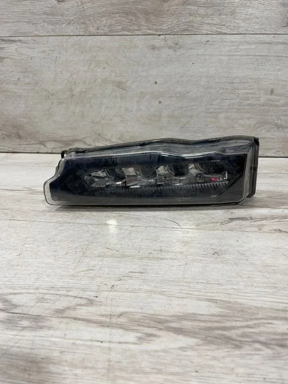 Halogen przedni 9492772 – BMW X3 G01 (2018-2024)