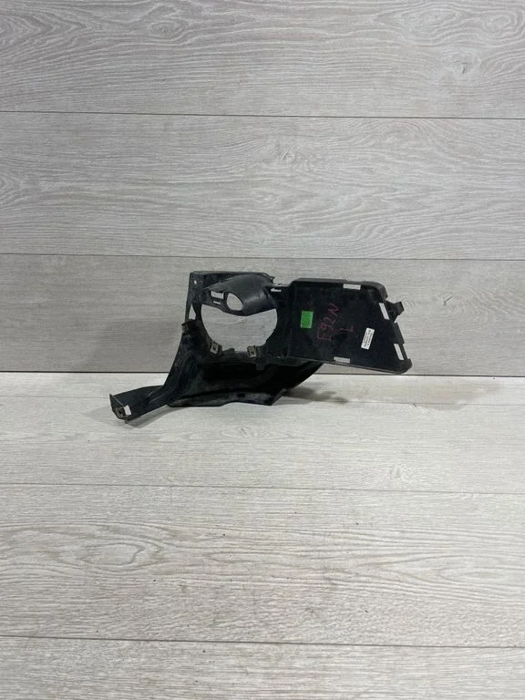Priekšējais miglas lukturis 8048773