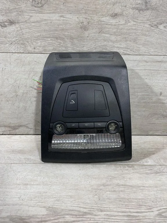 Lampka przednich siedzeń 9351091 – BMW X3 F25 (2010-2017)