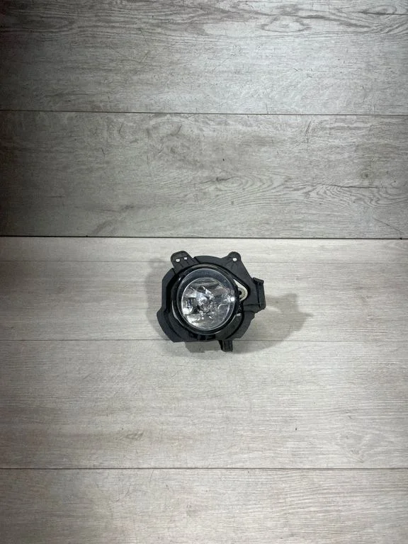 Halogen przedni 7374145 – BMW X3 F25 (2010-2017)