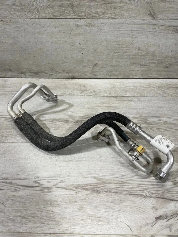 Air conditioning (A/C) pipe/hose 150202000B – Tesla Model 3 (2017-)