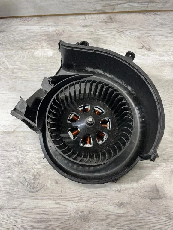 Krāsniņas ventilators/pūtējs – BMW X4 G02 (2018-)