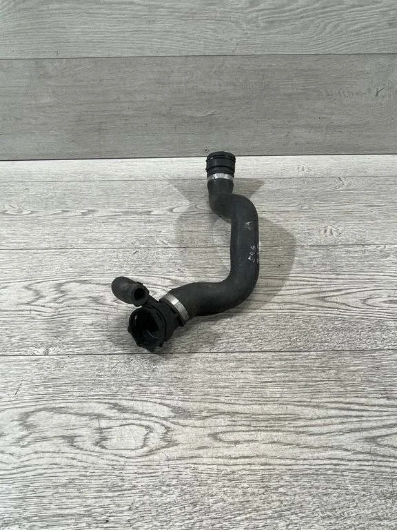 Mootori jahutusvedeliku toru / voolik – BMW 3-seeria E46 (1998-2005)