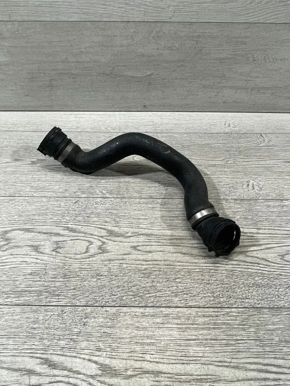 Engine coolant pipe/hose – BMW 3 Series E46 (1998-2005)
