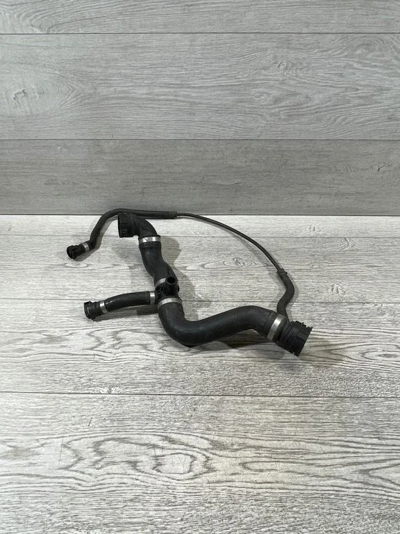 Engine coolant pipe/hose – BMW 3 Series E92 E93 (2005-2014)