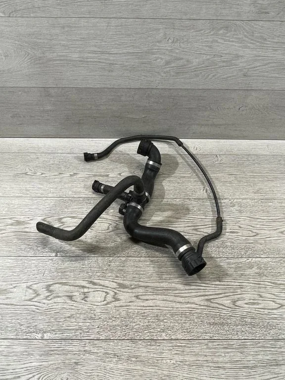Engine coolant pipe/hose – BMW 3 Series E90 E91 (2005-2012)