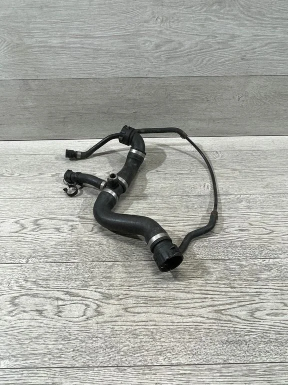 Engine coolant pipe/hose – BMW 3 Series E90 E91 (2005-2012)