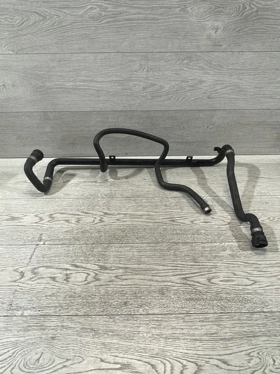 Engine coolant pipe/hose – BMW 5 Series E60 E61 (2004-2010)