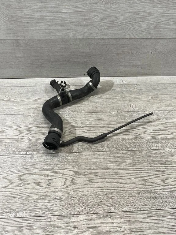 Engine coolant pipe/hose – BMW 3 Series E92 E93 (2005-2014)