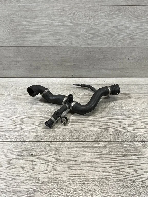 Engine coolant pipe/hose – BMW 3 Series E90 E91 (2005-2012)