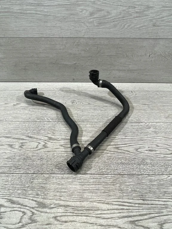 Engine coolant pipe/hose – BMW 3 Series E90 E91 (2005-2012)