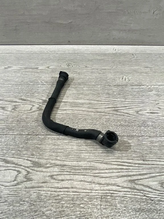 Engine coolant pipe/hose – BMW 7 Series E65 E66 (2001-2008)