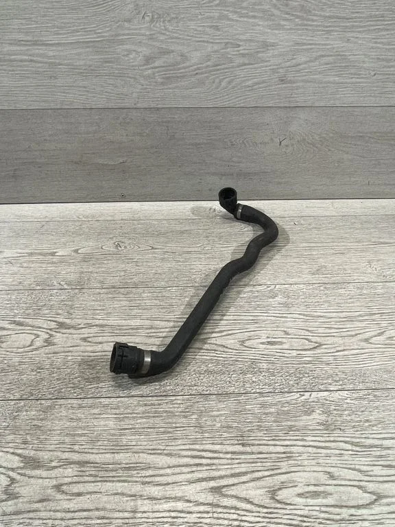 Engine coolant pipe/hose – BMW 1 Series E81 E87 (2004-2011)