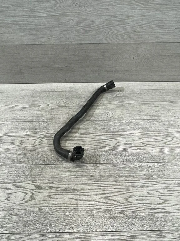 Engine coolant pipe/hose – BMW 1 Series E81 E87 (2004-2011)
