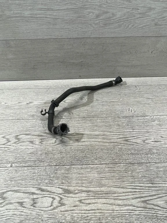 Mootori jahutusvedeliku toru / voolik – BMW 3-seeria F30 F35 F31 (2012-2018)