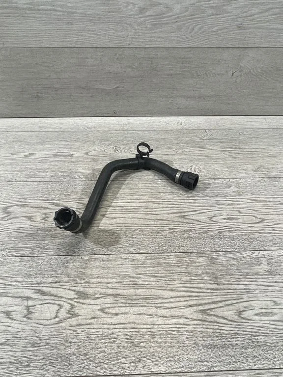 Engine coolant pipe/hose – BMW 5 Series E60 E61 (2004-2010)