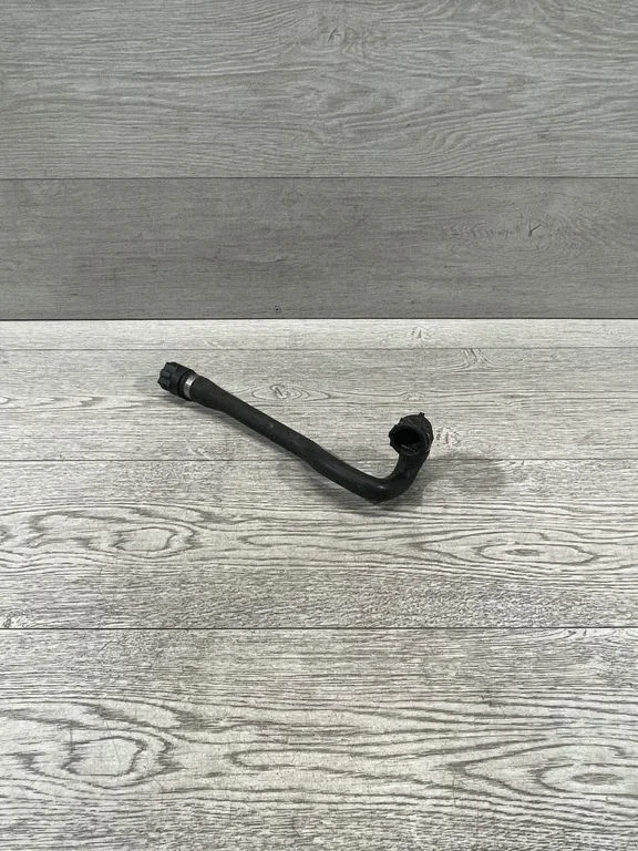 Engine coolant pipe/hose – BMW 3 Series E90 E91 (2005-2012)