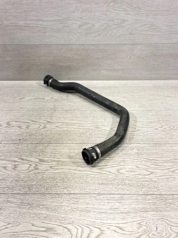Motora dzesēšanas caurule (-es)/šļūtene (-es) – BMW X5 E70 (2006-2013)