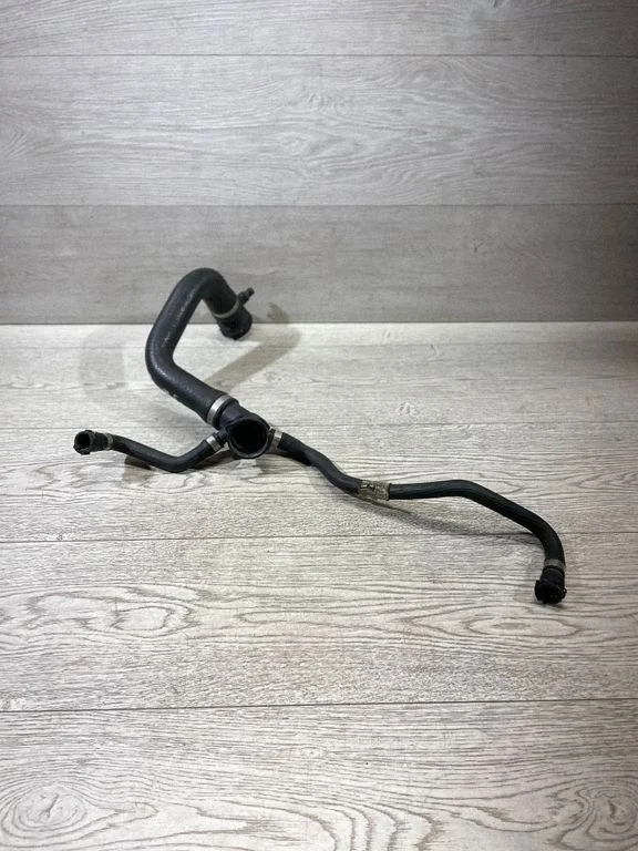 Engine coolant pipe/hose – BMW X5 E53 (1999-2006)