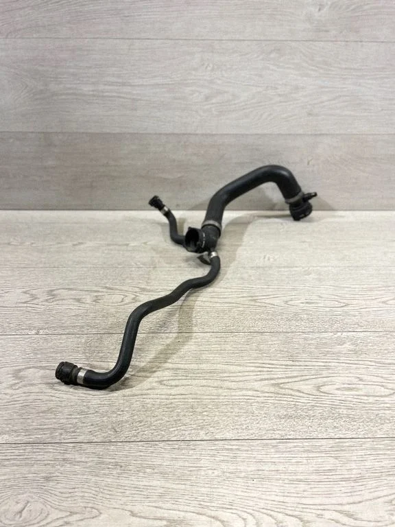 Engine coolant pipe/hose – BMW X5 E53 (1999-2006)