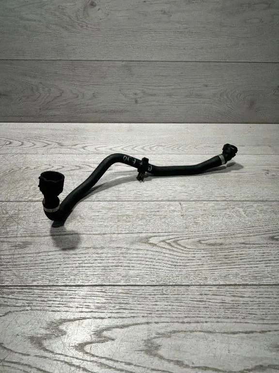 Motora dzesēšanas caurule (-es)/šļūtene (-es) – BMW 4. sērija F32 F33 (2013-2020)
