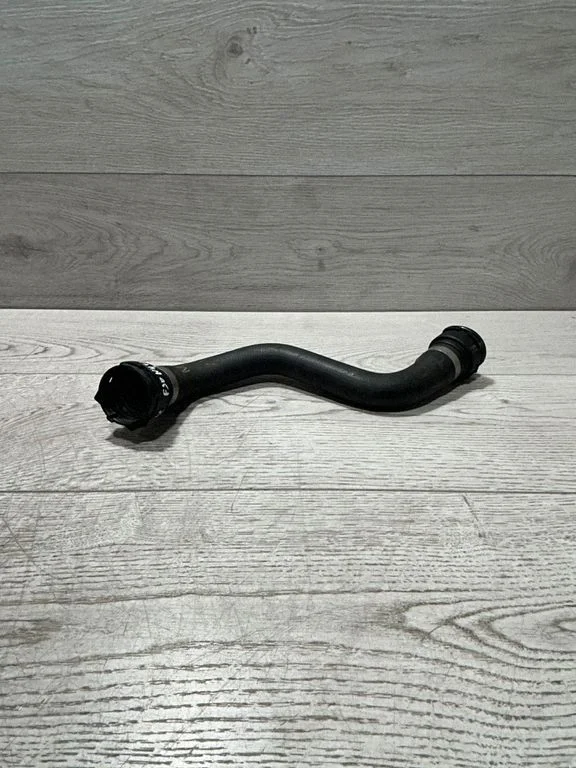 Mootori jahutusvedeliku toru / voolik – BMW 3-seeria F30 F35 F31 (2012-2018)