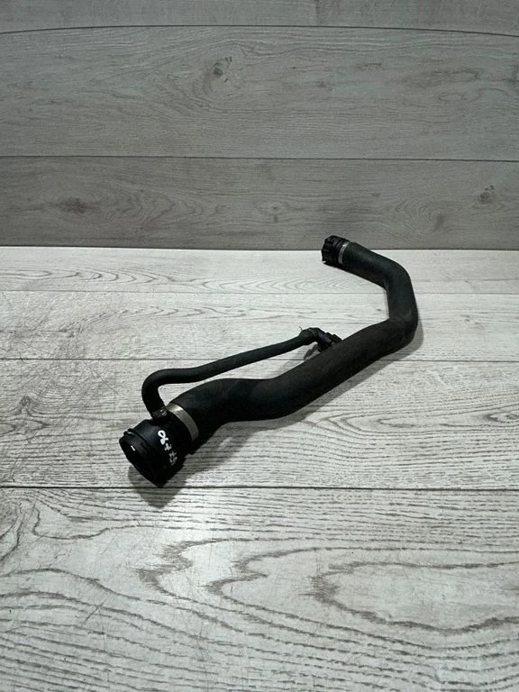 Motora dzesēšanas caurule (-es)/šļūtene (-es) – BMW 3. sērija E90 E91 (2005-2012)