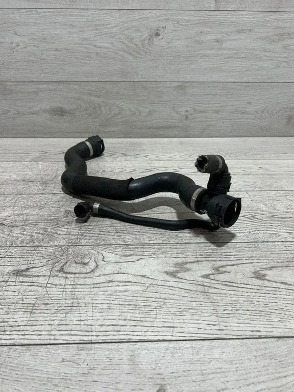 Engine coolant pipe/hose – BMW 3 Series E90 E91 (2005-2012)