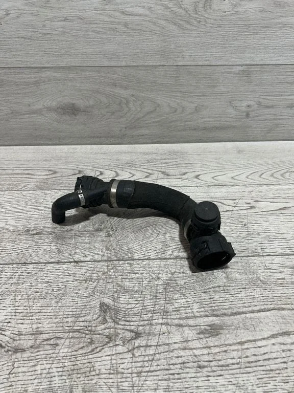 Mootori jahutusvedeliku toru / voolik – BMW X5 E70 (2006-2013)