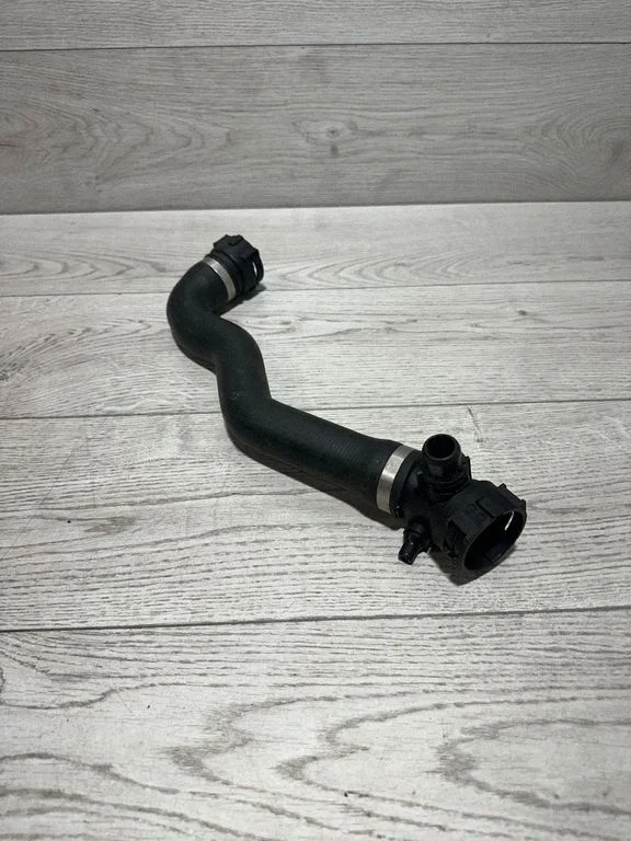 Motora dzesēšanas caurule (-es)/šļūtene (-es) – BMW 3. sērija F30 F35 F31 (2012-2018)
