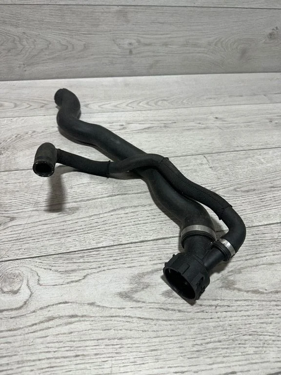 Engine coolant pipe/hose – BMW 5 Series F10 F11 (2009-2016)
