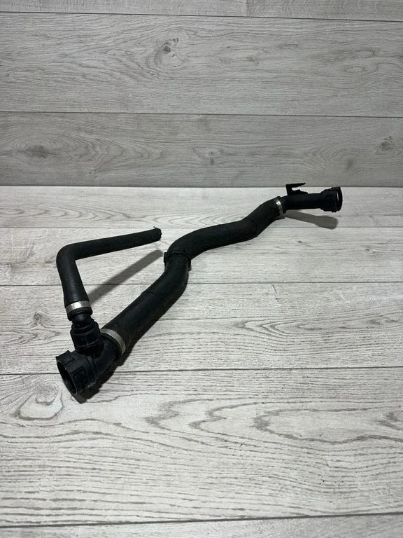 Motora dzesēšanas caurule (-es)/šļūtene (-es) – BMW 1. sērija F20 F21 (2011-2019)