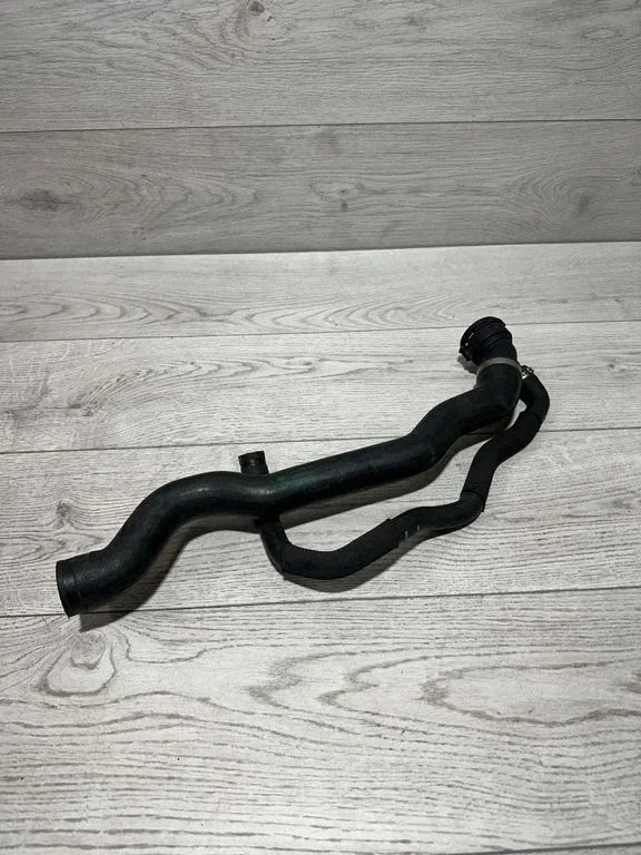 Engine coolant pipe/hose – BMW 5 Series F10 F11 (2009-2016)