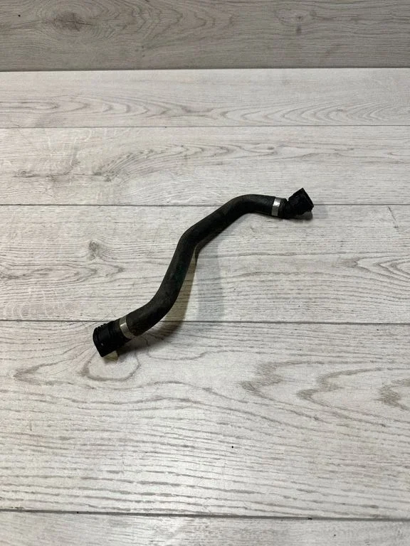 Engine coolant pipe/hose – BMW 5 Series F10 F11 (2009-2016)