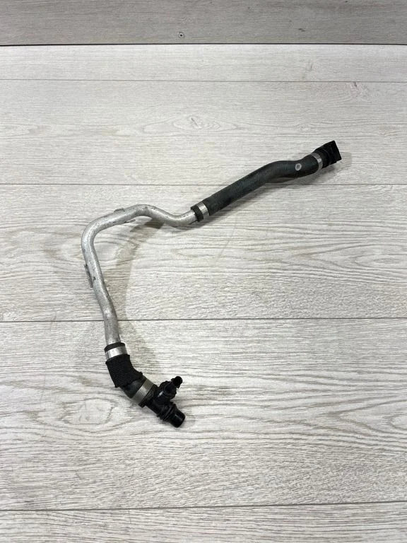 Przewody układu chłodzenia silnika 8573157 – BMW X3 F25 (2010-2017)