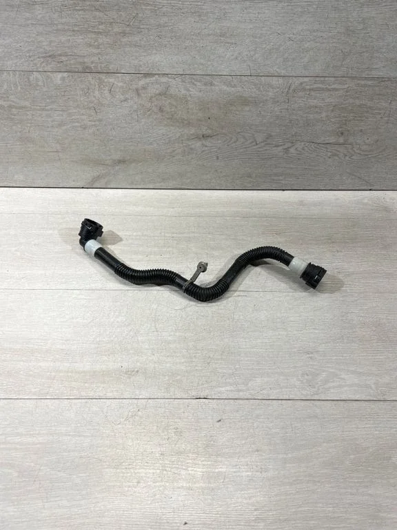 Engine coolant pipe/hose 162959400b – Tesla Model 3 (2017-)